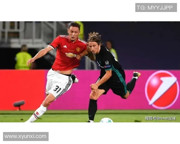 齐达内如何运用中场智慧引领足球战术变革与球队成功之道